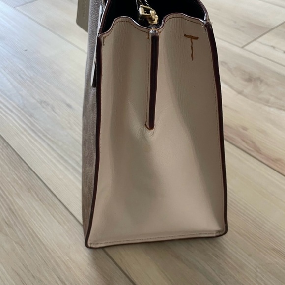 Stunning Authentic Coach Tatum Carryall 40 Bag in Signature - Picture 4 of 16